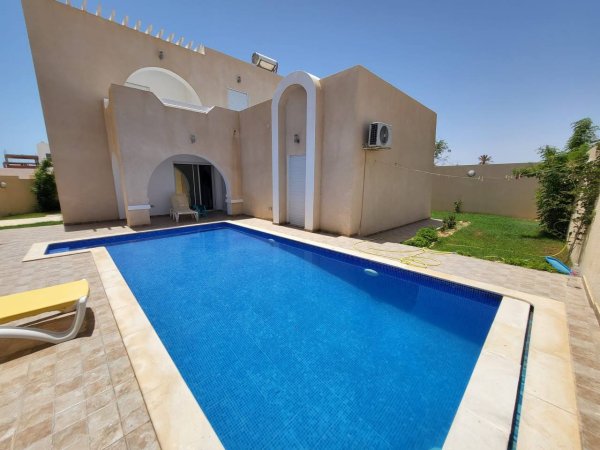 Location villa piscine djerba proche plage Tunisie