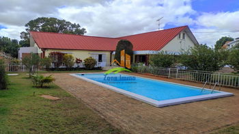 Location Belle villa étage F6 piscine Ivandry Madagascar