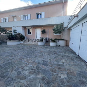 Vente exclusivité Nouveauté Belle Maison familiale centre-ville Calvi