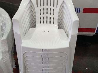 VENTE DE CHAISES
