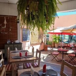 Restaurant/Pizzeria