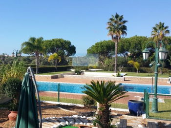 Vente Villa 4 chambres, piscine, jacuzzi, Vilamoura