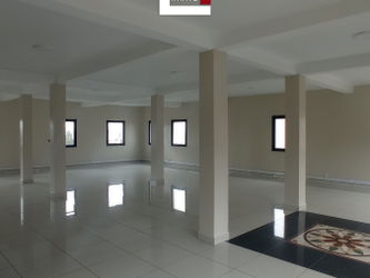 Location 1 immeuble 2 étages 417m2 ambohitsoa Antananarivo Madagascar