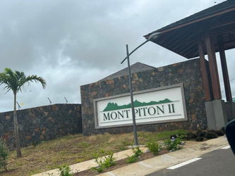 Vente PORTION TERRAIN MONT PITON MUR 11 6M Baie Ile Maurice