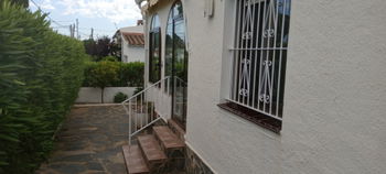 Annonce Vente vende Roses espagne Maison jardain