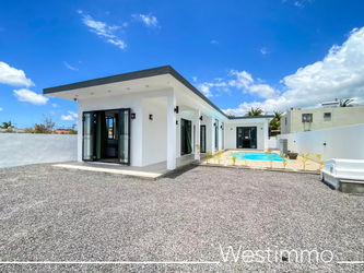 GRAND-BAIE CENTRE Location villa neuve piscine Baie Ile Maurice Baie