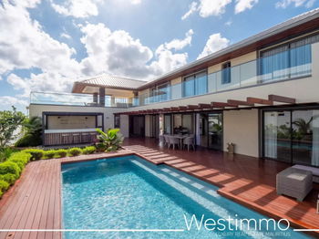 Villa de Luxe de 5 chambres à Flic en Flac, Île Maurice - Location Long Terme