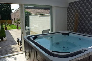 Location spa privatif lille nord atypique spa Halluin