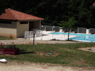 Location vacances Maisons dans village vacances Lacapelle-Marival Lot