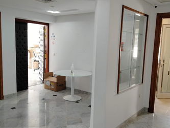 Location Bureau 200 m² bon standing lac 2 Tunis Tunisie