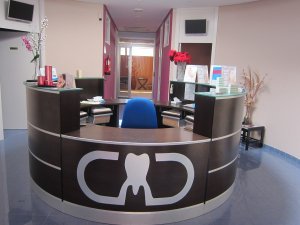 fonds commerce Benidorm Espagne Cabinet dentaire esthétique