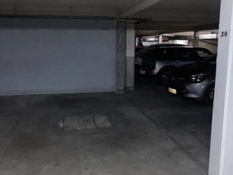 Vue intérieure place de parking