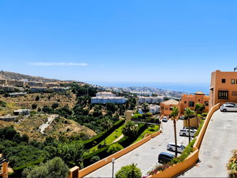 VUE DE LA TERRASSE