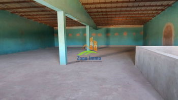 Location Entrepôt 250m² l&#039;étage Tanjombato Madagascar