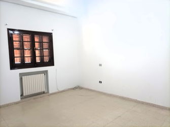 Chambre 1 ( il y a une autre chambre )