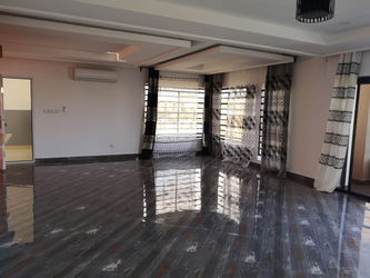 Location chic appartement t4 betsizaraina Antananarivo Madagascar