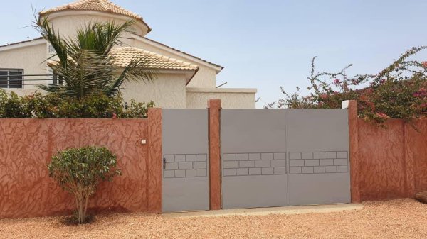 Vente Belle villa moderne somone Sénégal