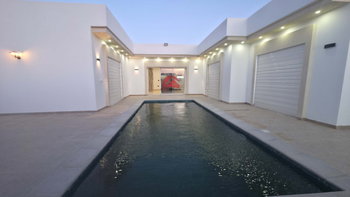 Villa neuve titrée à vendre à Ghizen Djerba