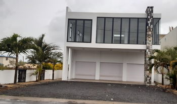 Fonds commerce Local commercial 310m2 à Baie Ile Maurice