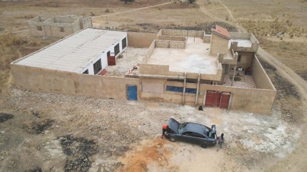 maison 2 chambres plus poulailler vente malicounda mbour M'Bour Sénégal