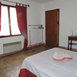 chambre lit 140