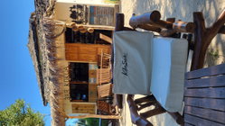 Kokoa Bar, restaurant pieds dans le sable et à l'ombre des arbres : la convivialité au quotidien
