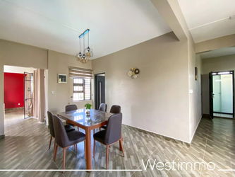 GRAND BAIE - Location long terme appartement dans maison neuve avec piscine