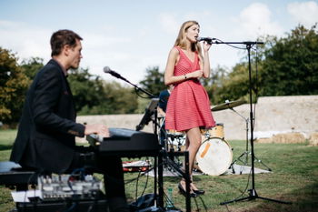 Musique d&#039;ambiance pour événement musiciens professionnels POITIERS Vienne&lt;br&gt;