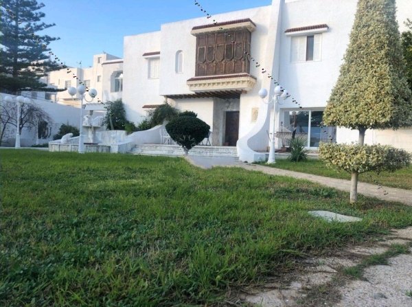 Vente Vaste Villa Piscine Sousse Tunisie