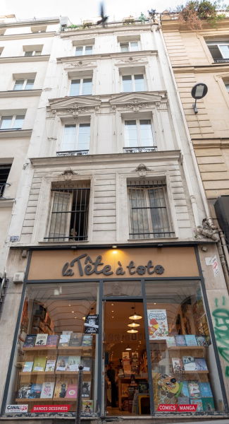 Librairie spécialisée bandes dessinées comics mangas jeunesse Paris