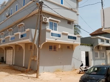 studio à louer à saly