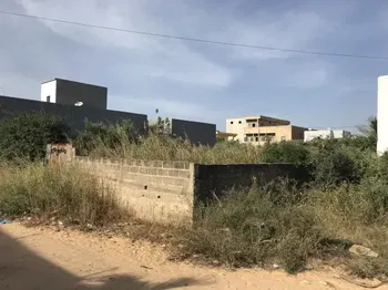 Vente Saly Diambar Terrain constructible 300m2 Saly Portudal Sénégal