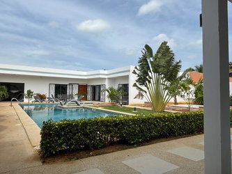 piscine, vu extérieur
