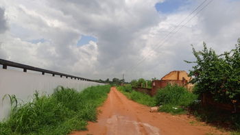 Terrain 1000m2 à Nguérigne
