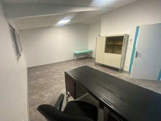 bureau 1