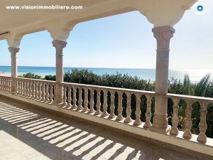 Vente Villa Rayhana pieds dans l&#039;eau S+3 Hammamet Tunisie