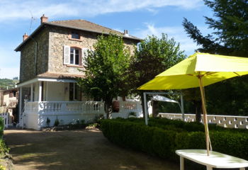 Location BEAUJOLAIS/LAC DES SAPINS MAISON 2 8 PERSONNES Lamure-sur-Azergues