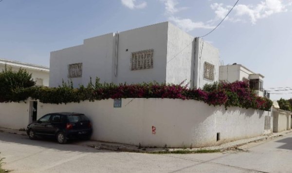 Location villa 2 niveaux L'Ariana Tunisie