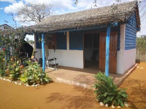 Vente Charmante maison 2 chambres+ bungalow Mangily tuléar Madagascar