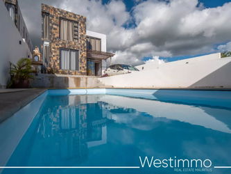 Vente FLIC en FLAC Maison en duplex 3 chambres piscine Ile Maurice