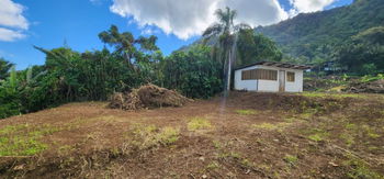 Terrain exceptionnel de 1 520 m² à Paopao, Moorea