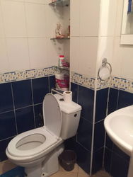 Salle de bain + toilettes