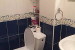 Salle de bain + toilettes