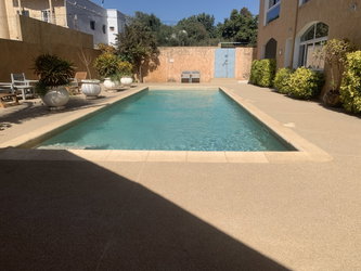 piscine vu extérieur