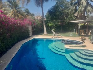 Annonce Vente 1 jolie villa dans 1 résidence mer Saly Portudal Sénégal