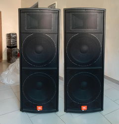 VENTE DES BAFFLES