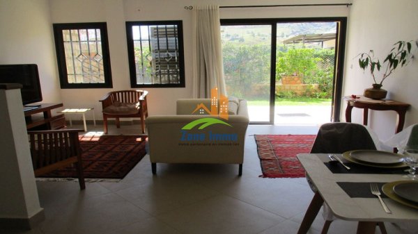 Location Villa étage F7 sécurisée piscine Ambatobe Madagascar