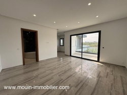 villa avec piscine neuve à vendre à Hammamet