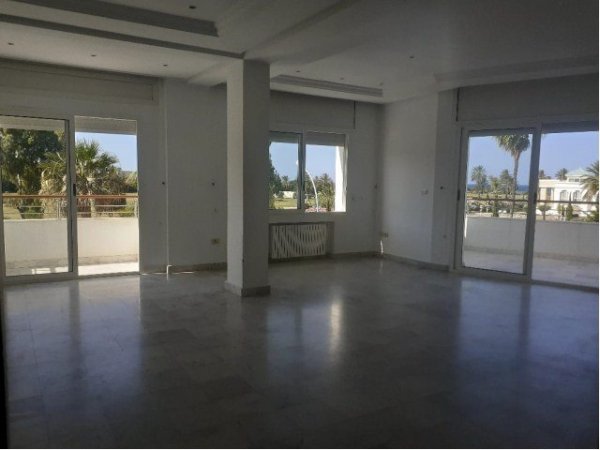 Location 1 splendide étage villa Kantaoui Sousse Tunisie