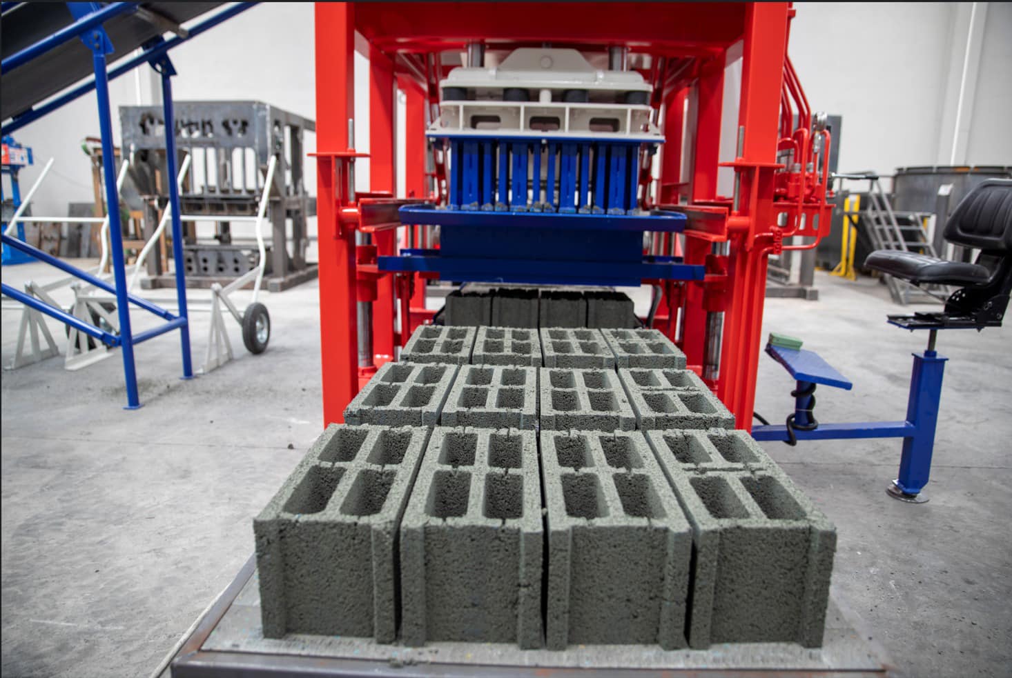machine_de_fabrication_de_brique_en_beton